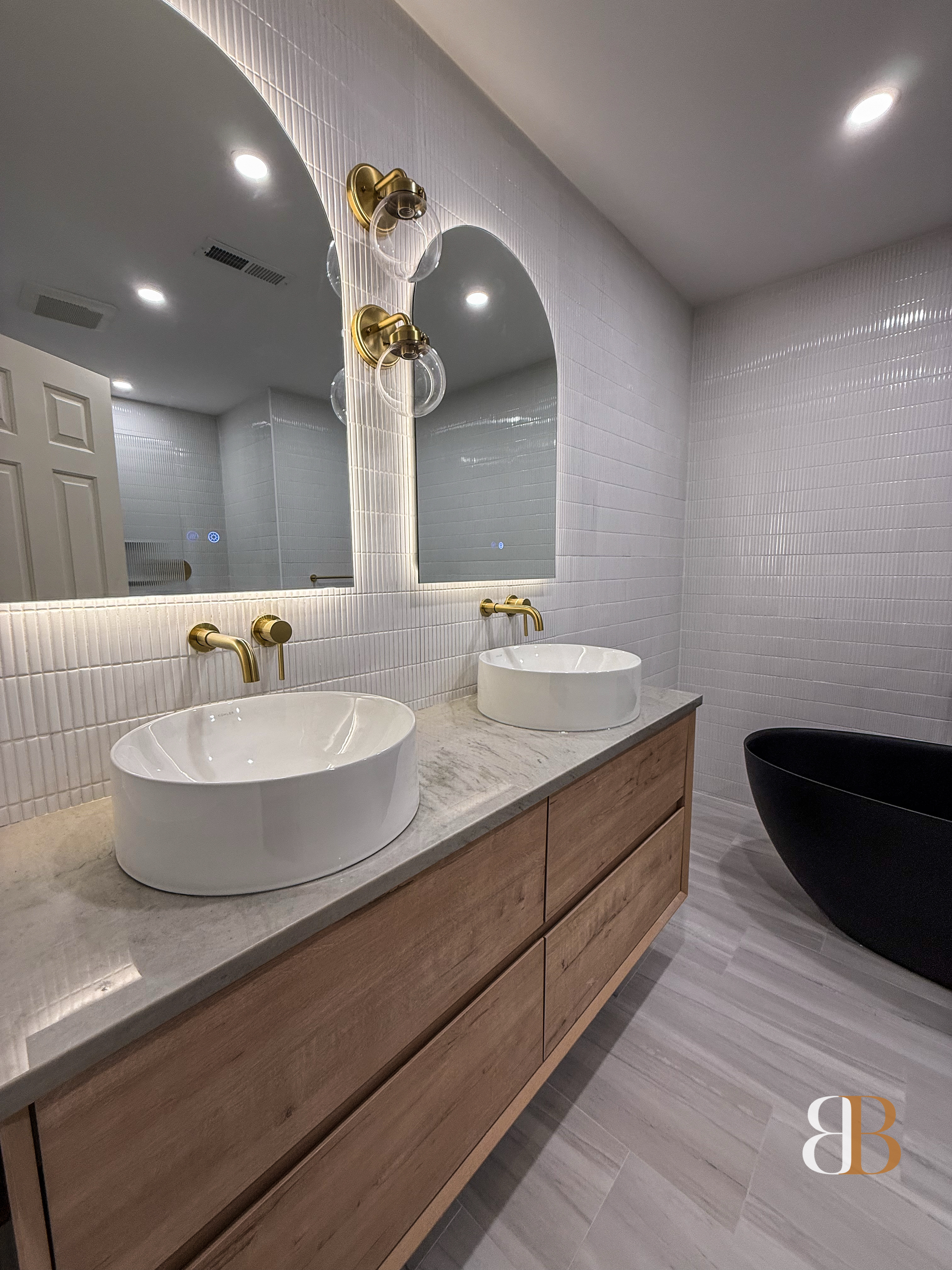 Bathroom — modern curbless shower, Pennsylvania